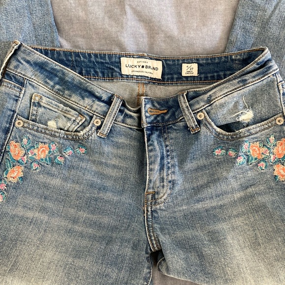 Lucky brand embroidered jeans - Picture 4 of 5